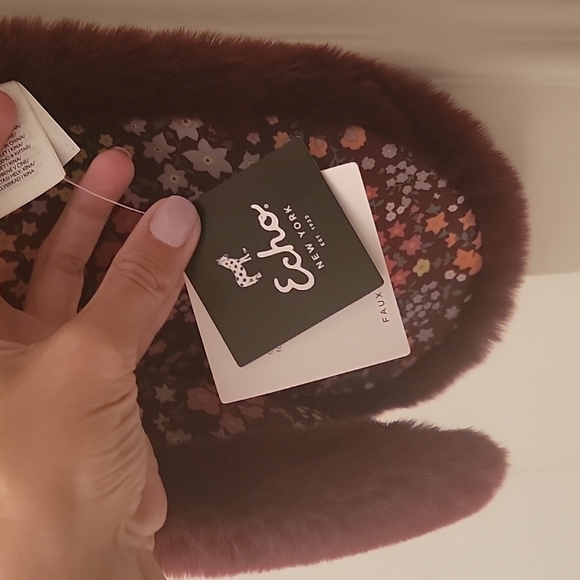 Scarf - Picture 3 of 3